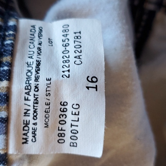 Girls striped jeans by Tommy Hilfiger. - Picture 3 of 8